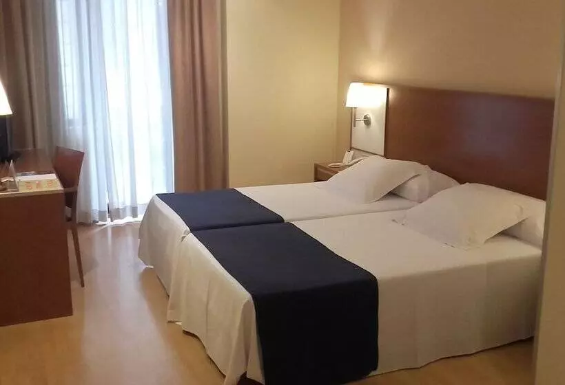 Fotos del hotel Rh Sorolla Centro:  25