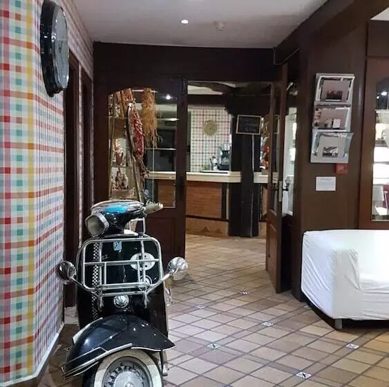 Fotos del hotel Colegiata:  15