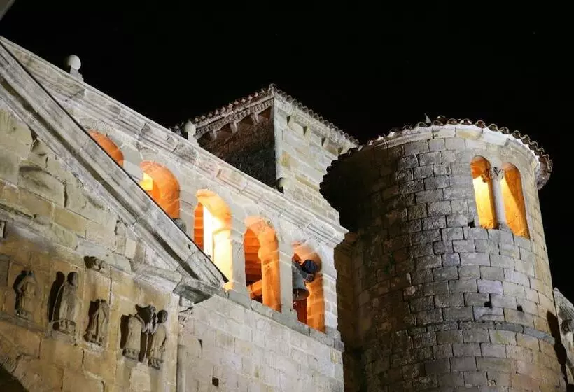 Fotos del hotel Colegiata:  23