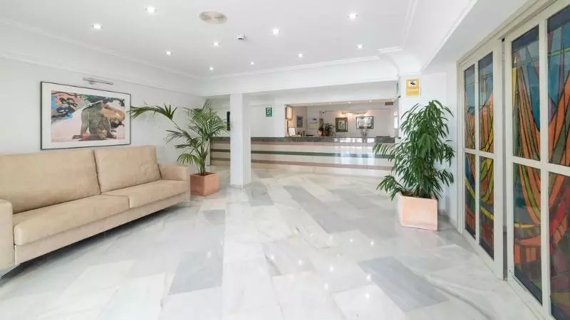 Fotos del hotel Pato Rojo:  6