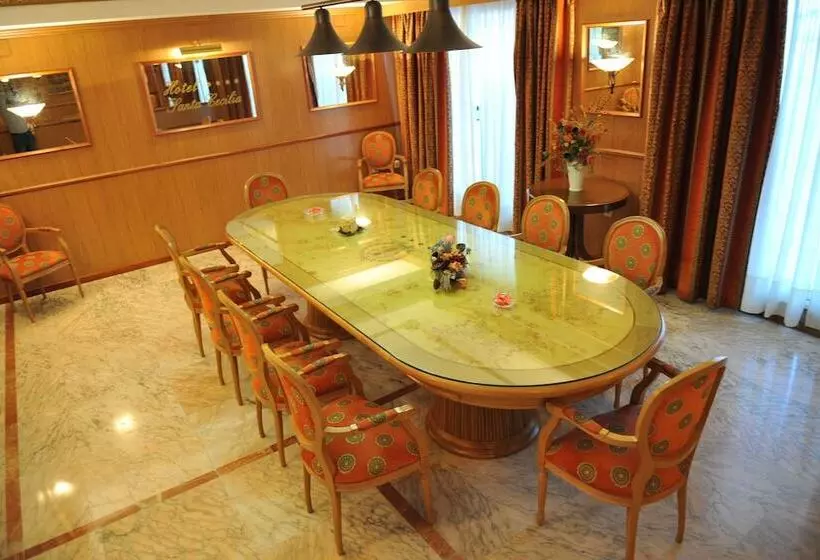 Fotos del hotel Santa Cecilia:  13