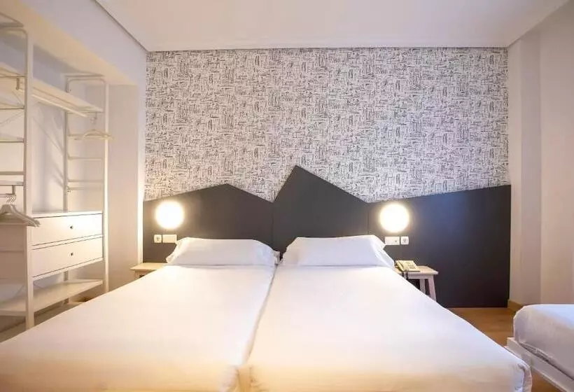 Fotos del hotel Urdanibia Park:  18