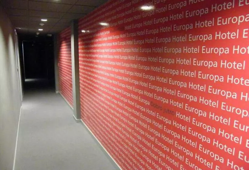 Fotos del hotel Europa:  15