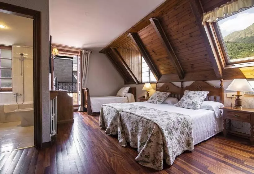 Fotos del hotel Fonfreda:  11