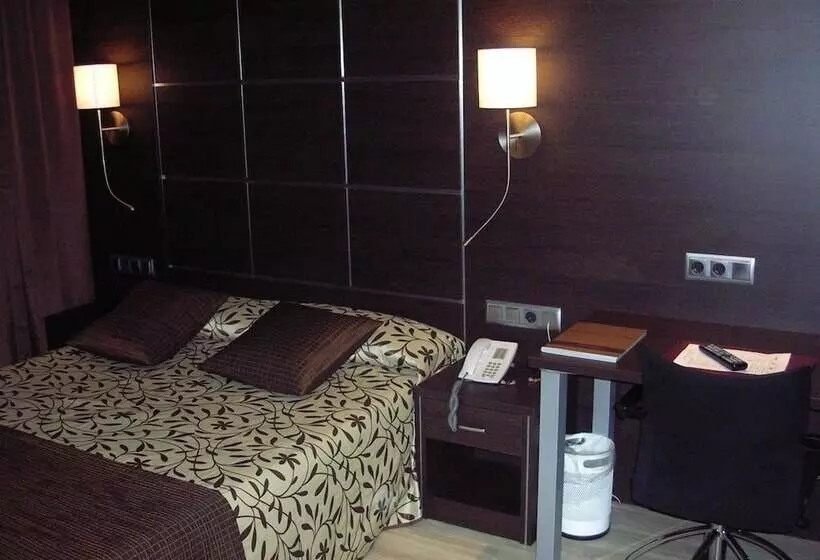 Fotos del hotel Francisco Ii:  18