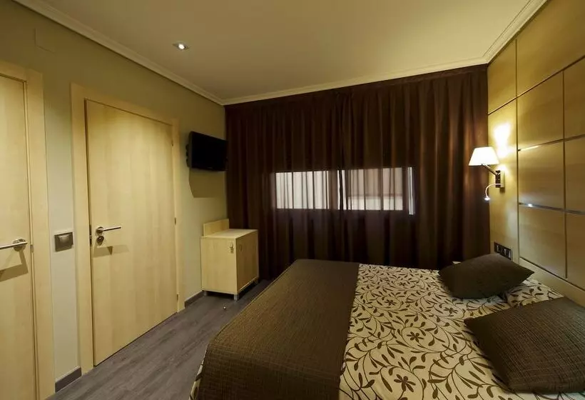 Fotos del hotel Francisco Ii:  8