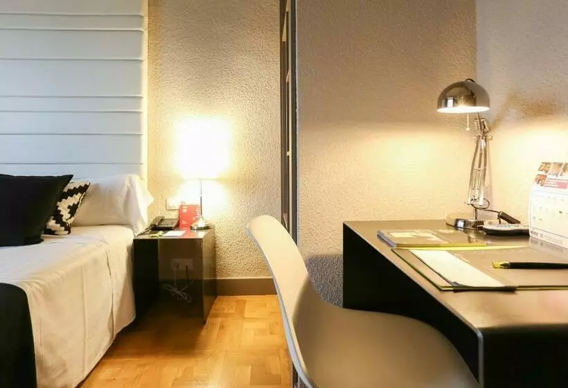 Fotos del hotel Sercotel Leyre:  9