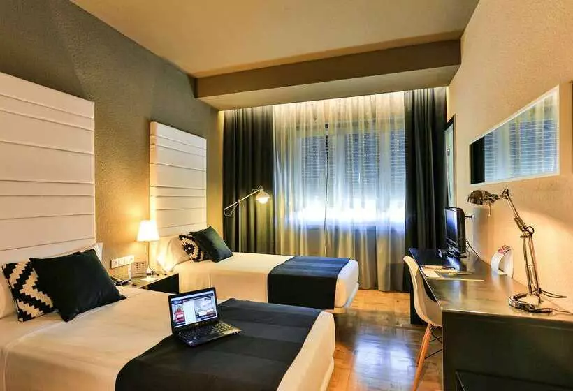 Fotos del hotel Sercotel Leyre:  2