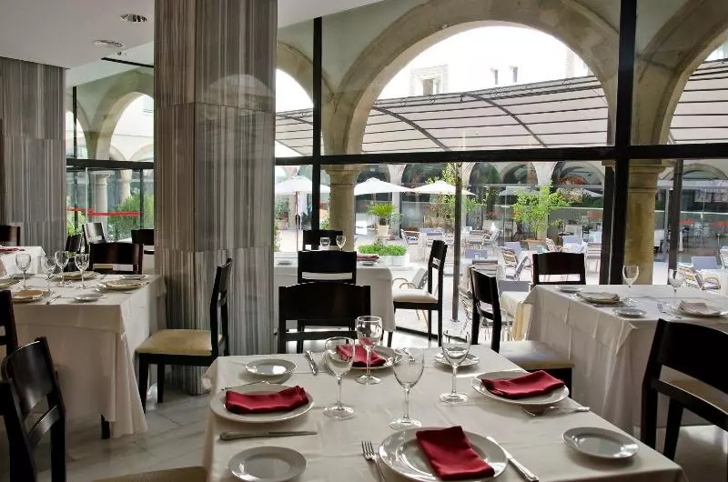 Fotos del hotel Trh Ciudad De Baeza:  4