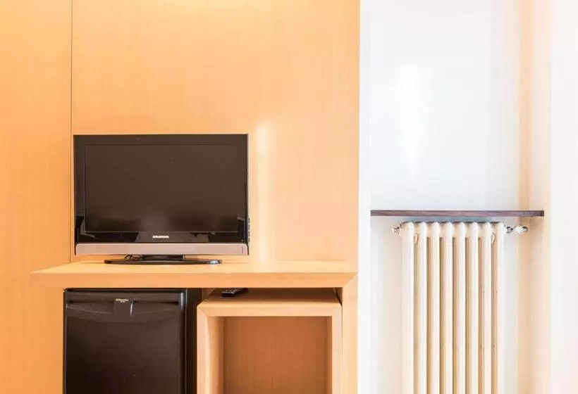 Fotos del hotel Emporda:  25