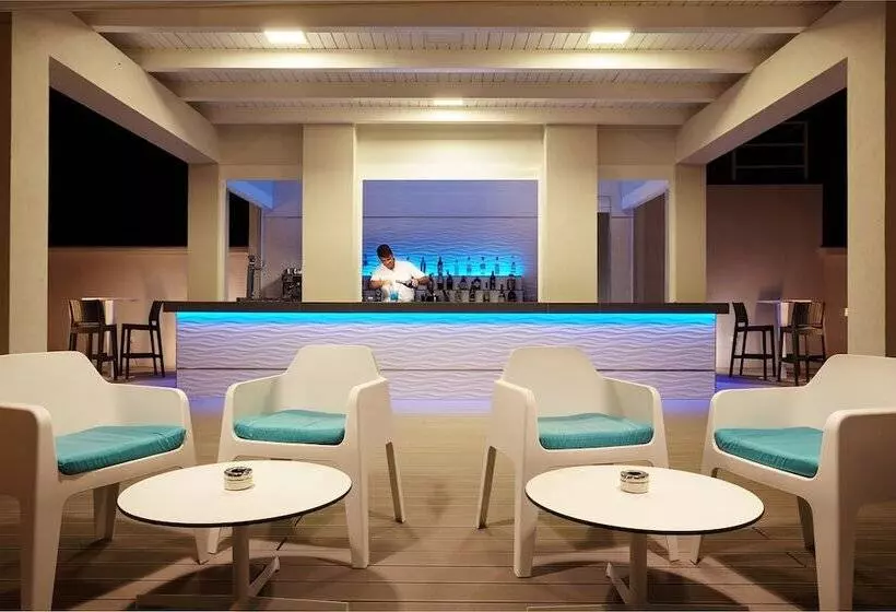 Fotos del hotel Las Arenas Affiliated By Melia:  25