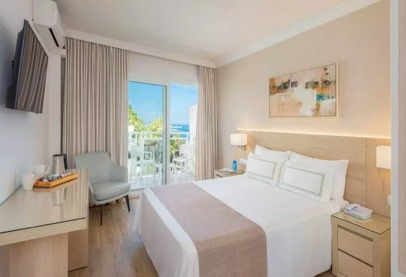 Las Arenas Affiliated By Melia