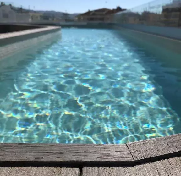 Lima – Adults Recommended