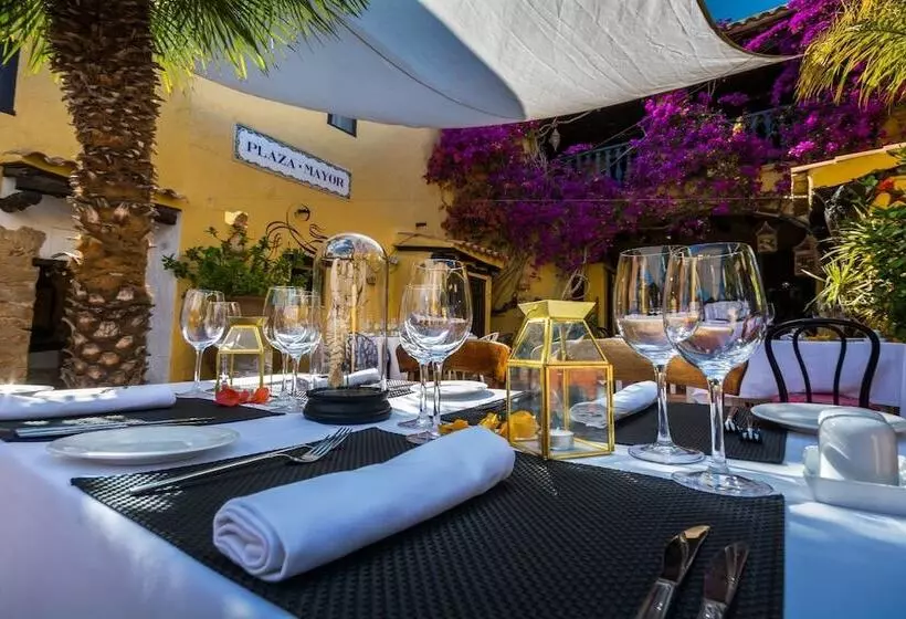 Fotos del hotel Pikes Ibiza:  24