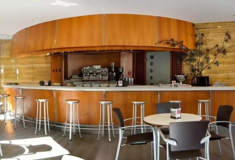 Fotos del hotel Vetusta:  4