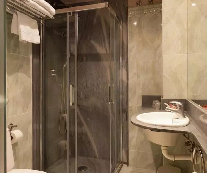 Fotos del hotel Vetusta:  6