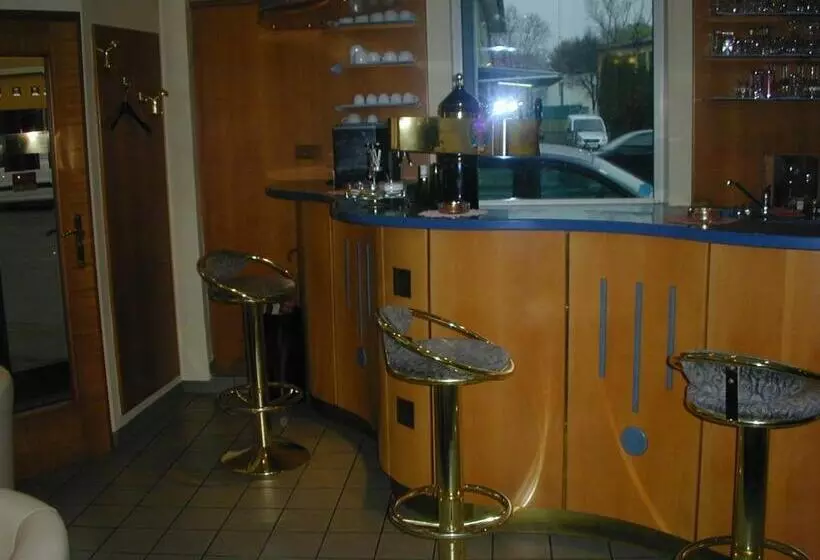 Fotos del hotel Aragia:  5