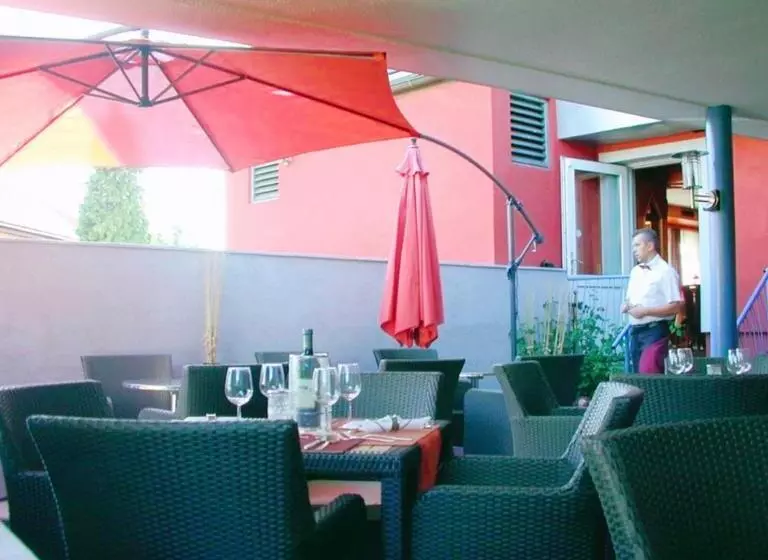 Fotos del hotel Aragia:  6