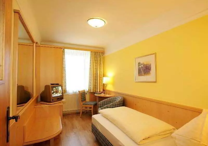 Fotos del hotel Lebzelter:  2