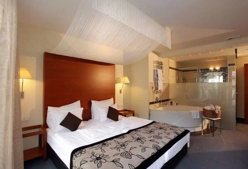 Fotos del hotel Romantik Hotel Im Weissen Rössl:  2