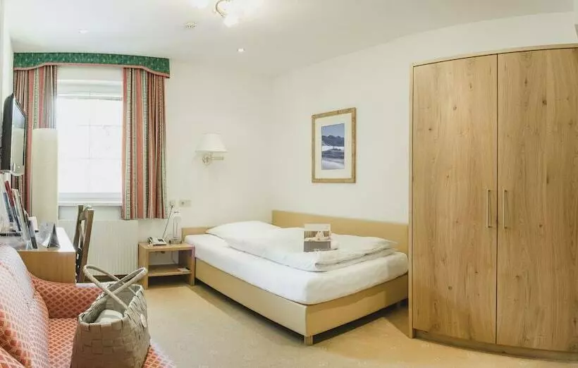 Fotos del hotel Schwarzer Adler - Sport & Spa:  8