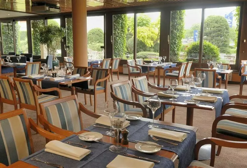 Fotos del hotel Penta Hotel Brussels Expo:  8