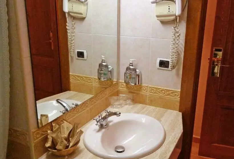 Fotos del hotel Bellpi:  6