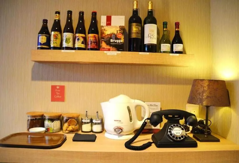 Fotos del hotel Fevery:  25