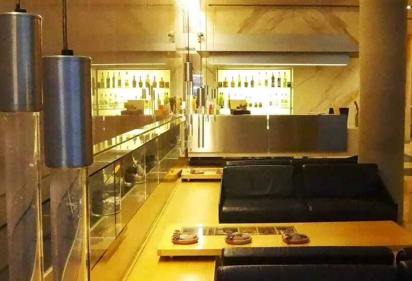 Fotos del hotel Htl Urbano:  13