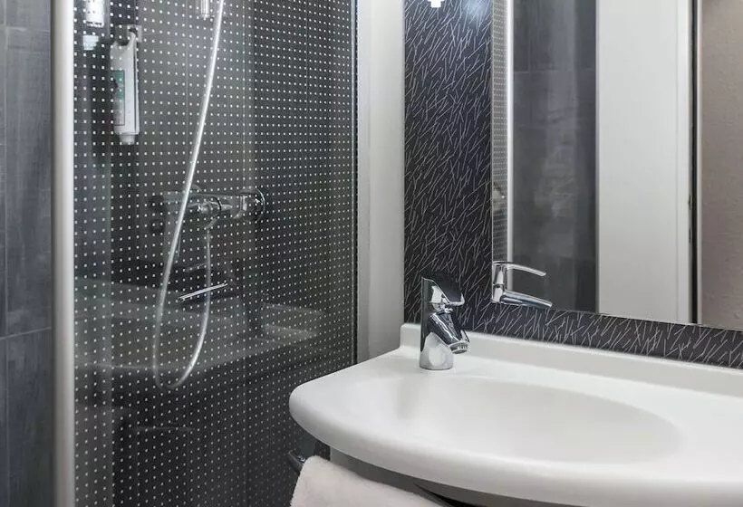 Fotos del hotel Ibis Liège Centre Opéra:  18