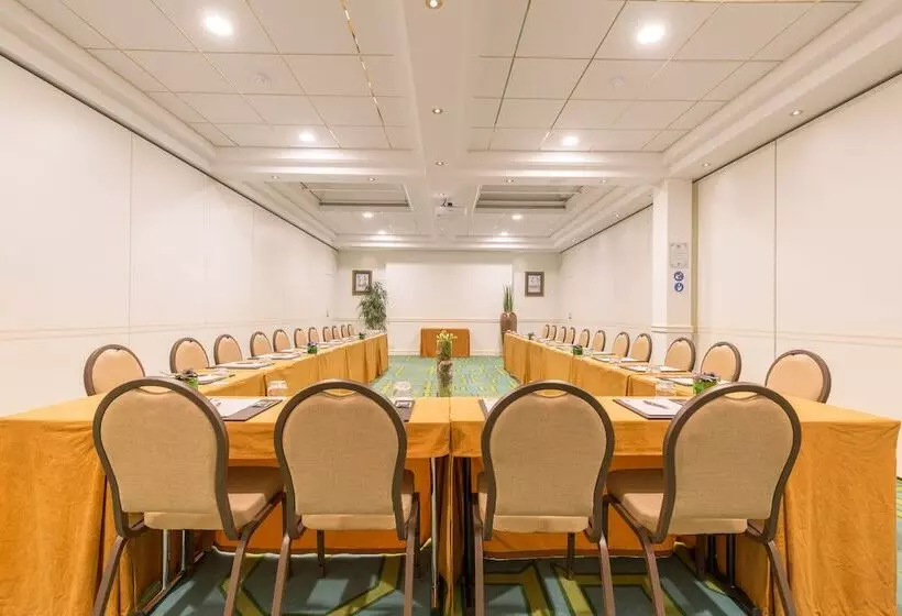 Fotos del hotel Stanhope  By Thon S:  6