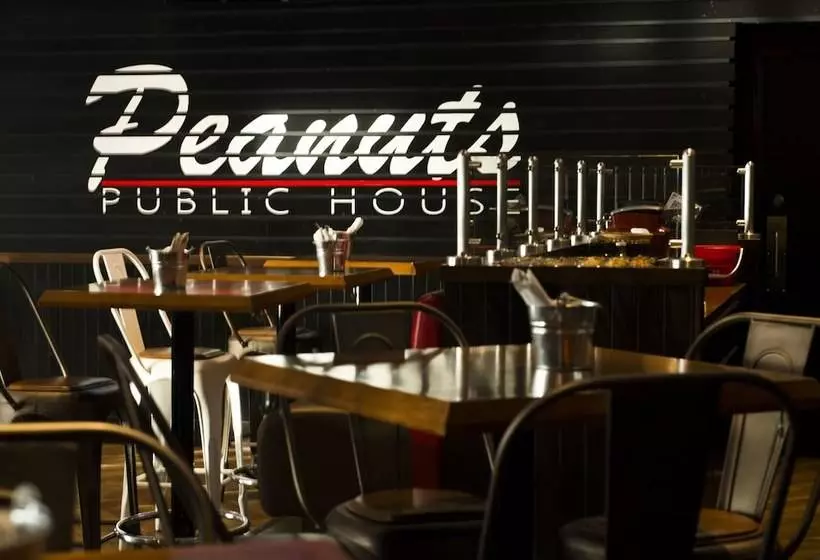 Fotos del hotel Carriage House  And Conference Centre:  7