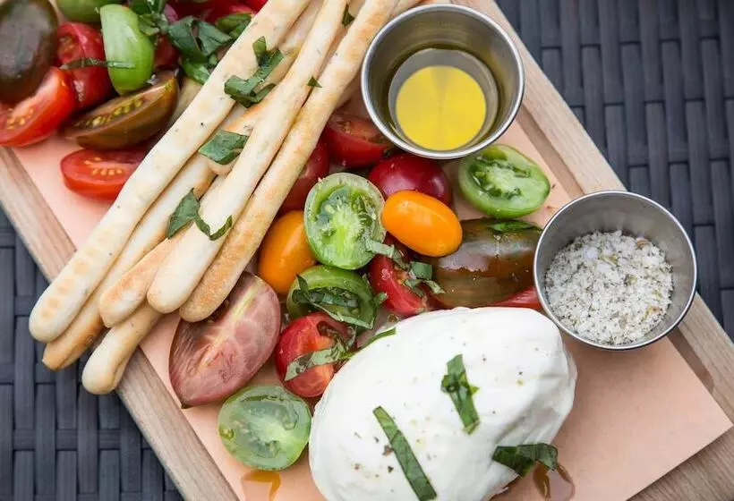 Fotos del hotel Carriage House  And Conference Centre:  3