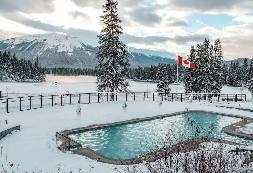 Fairmont Jasper Park Lodge