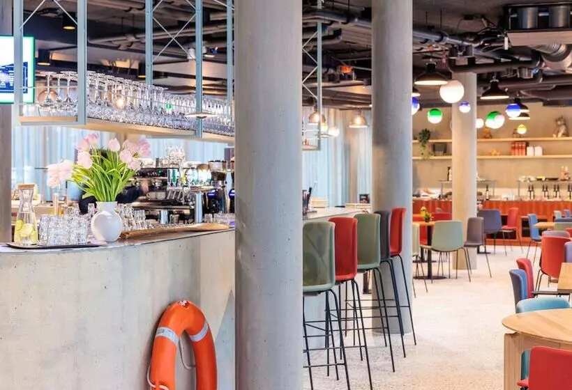 Fotos del hotel Ibis Styles Bern City:  5