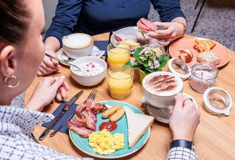 Fotos del hotel Ibis Styles Bern City:  11