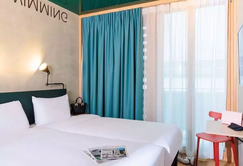 Fotos del hotel Ibis Styles Bern City:  16