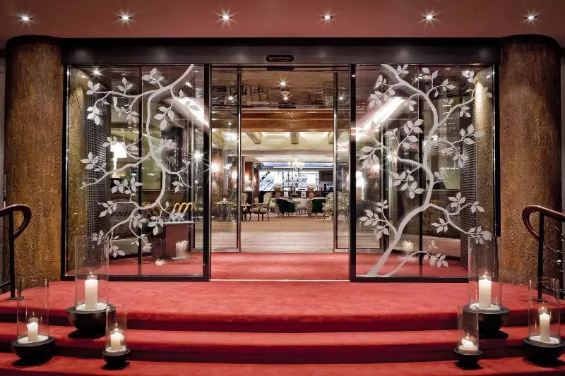 Fotos del hotel Tschuggen Grand Hotel - The Leading Hotels Of The World:  10