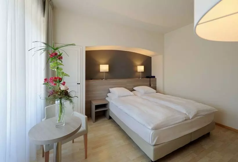 Fotos del hotel De La Rose:  17