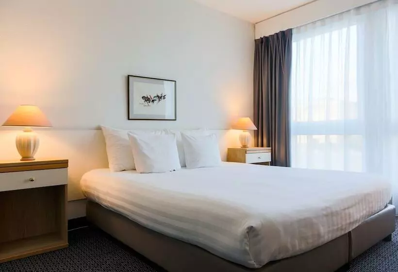 Fotos del hotel Drakelongchamp:  12