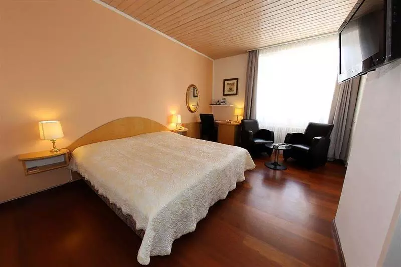 Fotos del hotel Hotel Europe:  9