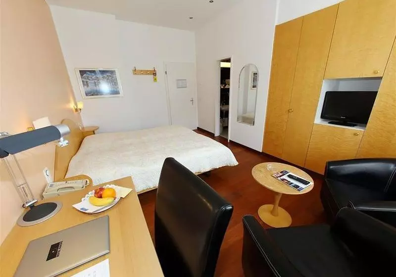 Fotos del hotel Hotel Europe:  25