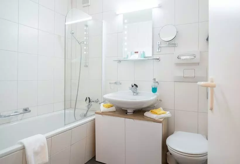 Fotos del hotel Hotel Europe:  8