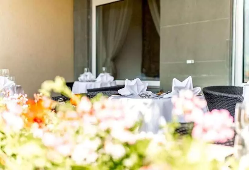 Fotos del hotel Grand Hotel Europe:  5