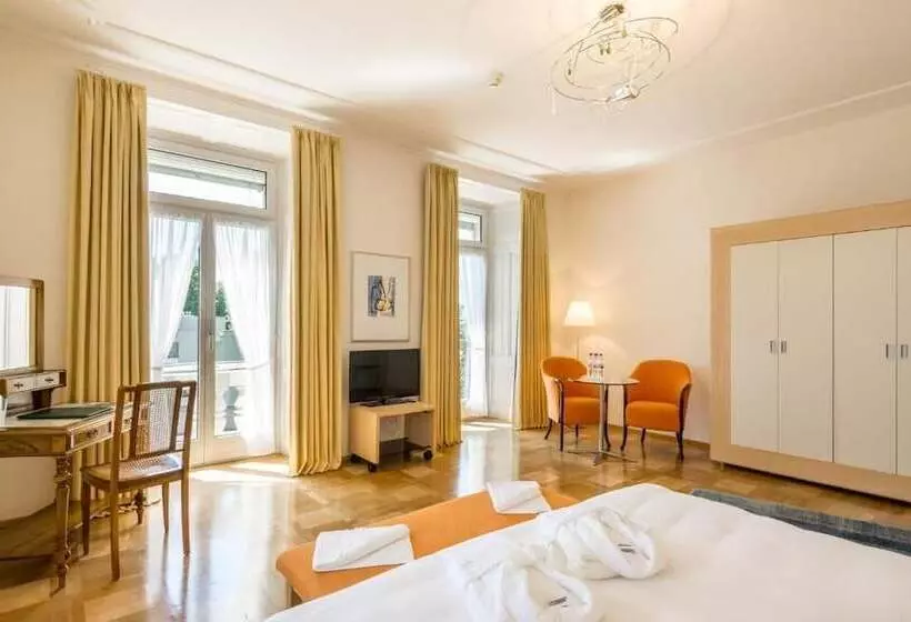 Fotos del hotel Grand Hotel Europe:  8