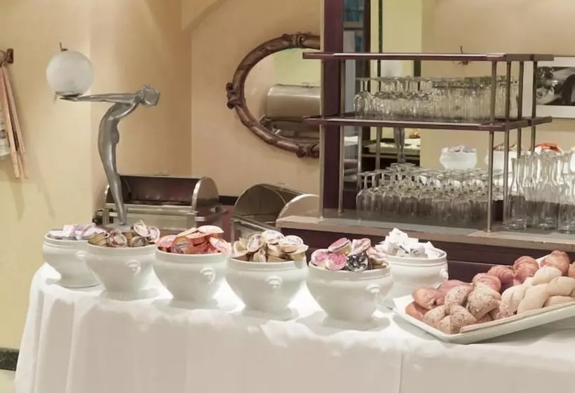 Fotos del hotel Montana Zürich:  21