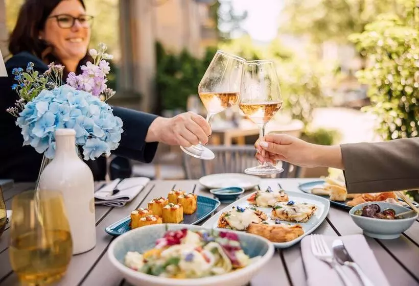 Fotos del hotel Neues Schloss Privat  Zurich, Autograph Collection:  22