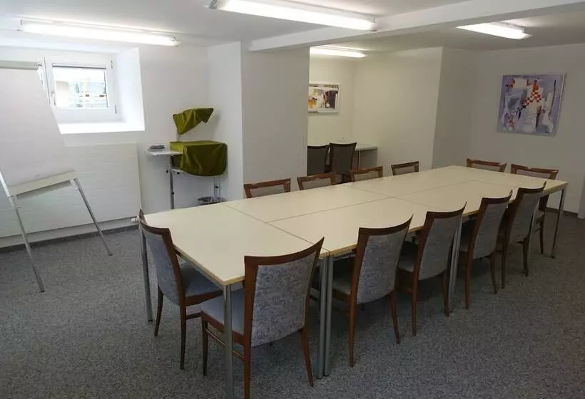 Fotos del hotel Schweizerhof:  14