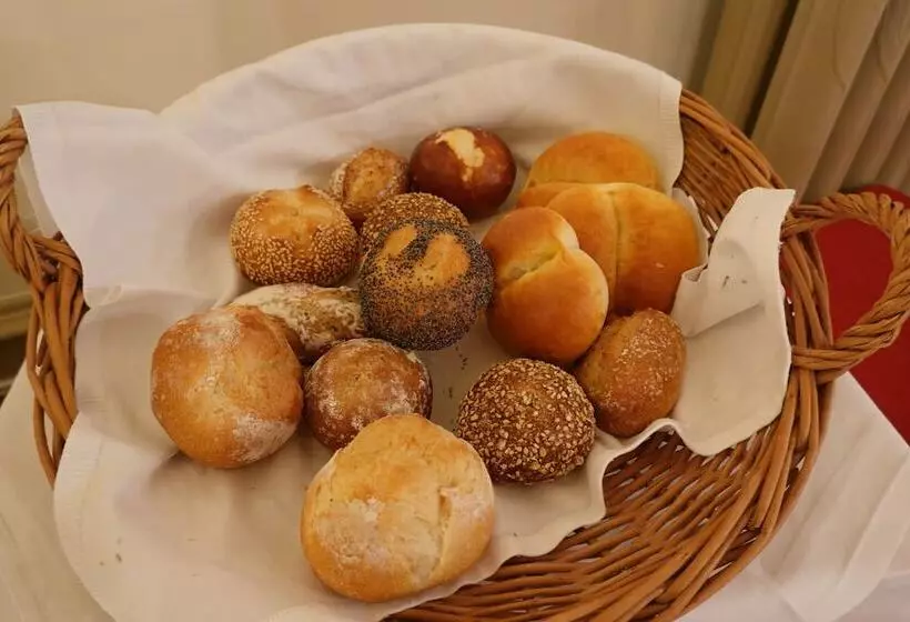 Fotos del hotel Schweizerhof:  18