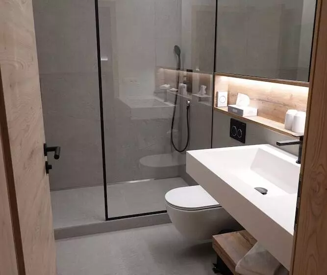 Fotos del hotel Schweizerhof:  15